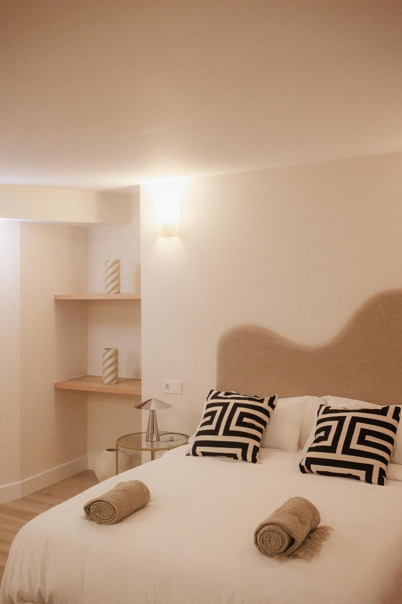Apartamentos Cervantes Badajoz Luaran gambar