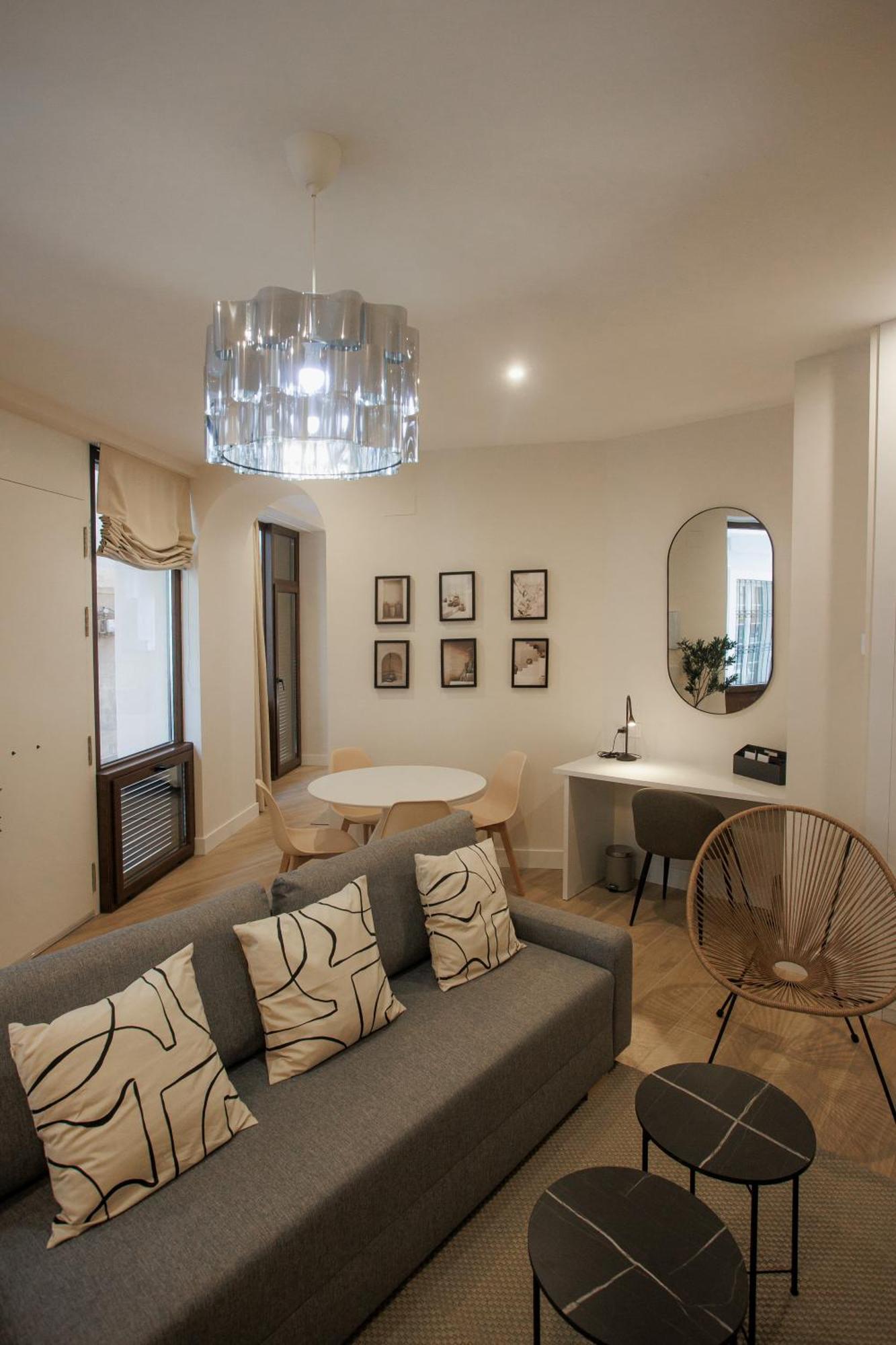 Apartamentos Cervantes Badajoz Luaran gambar