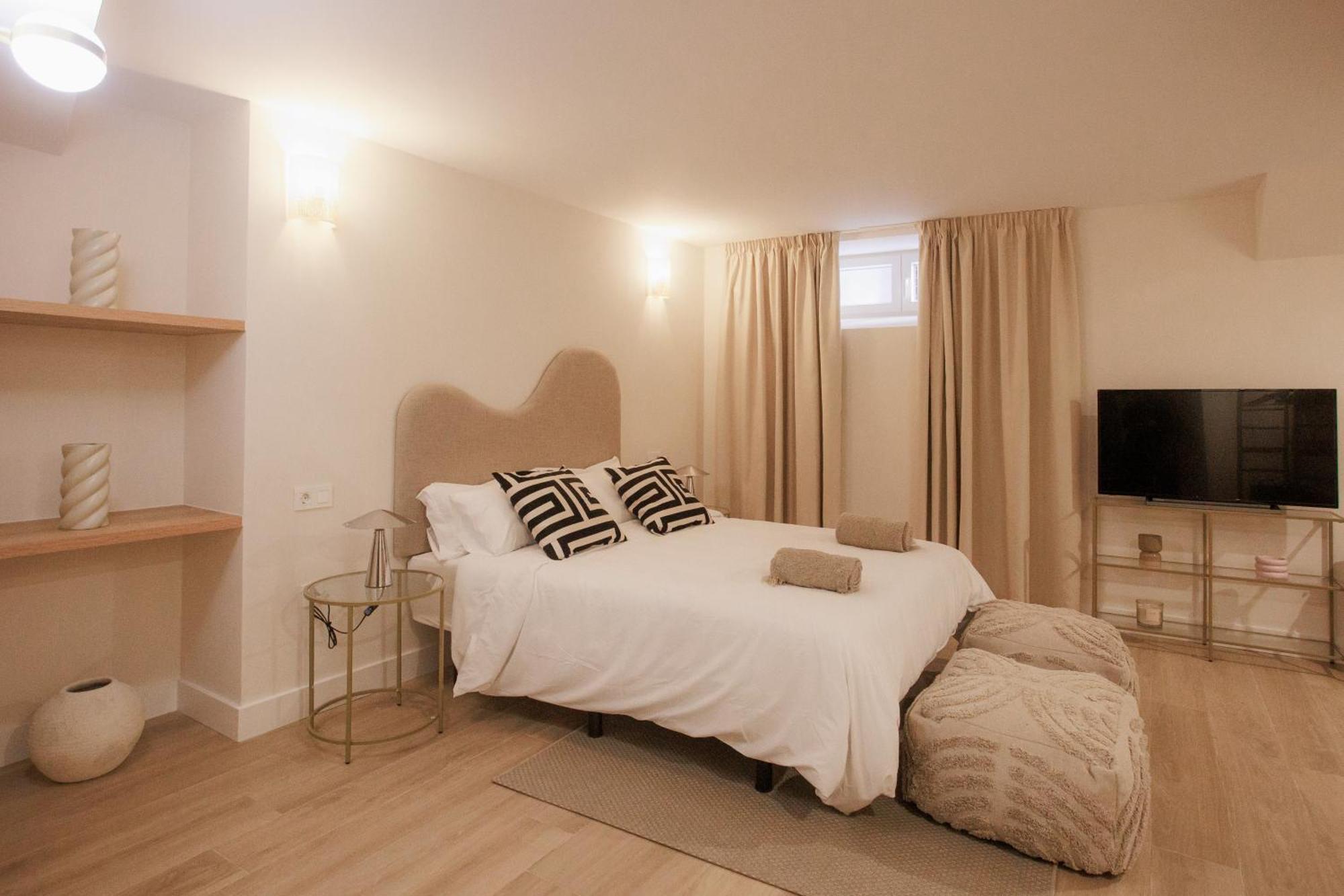 Apartamentos Cervantes Badajoz Luaran gambar